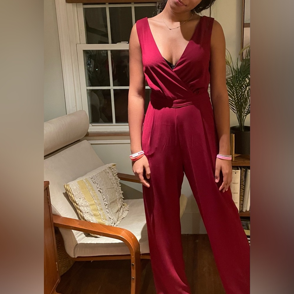 Lulus burgundy wide leg jumpsuit size small NWT